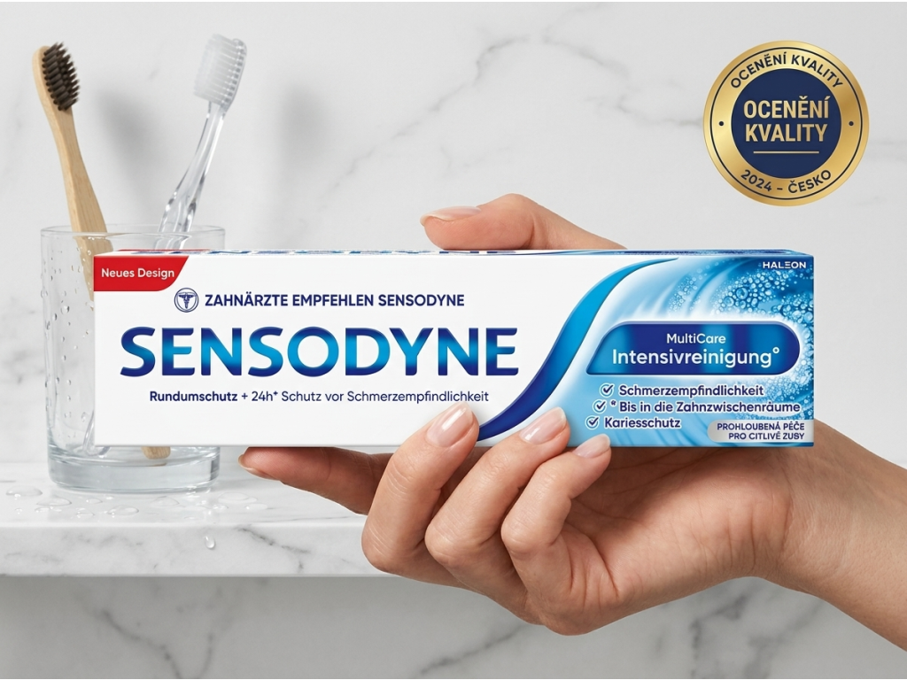 Sensodyne MultiCare intenzivní čištění v ruce