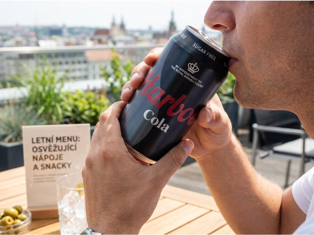 Harboe Cola 0% cukru 330 ml - servírování